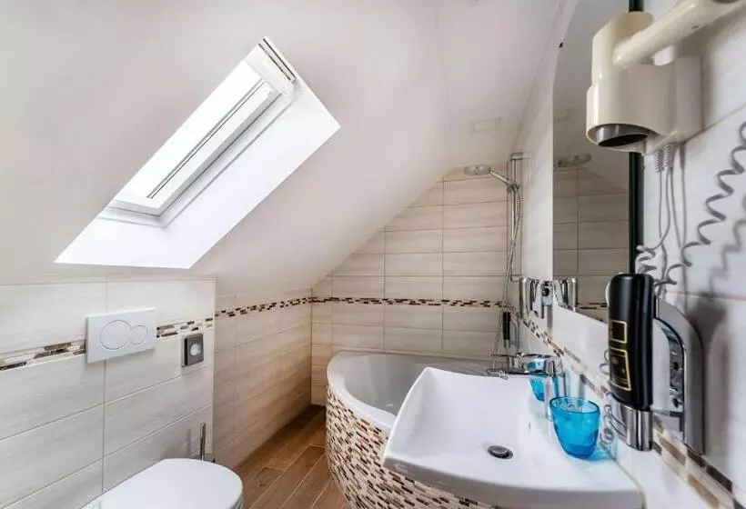 Hotelli Aspire Castillo Reutlingen, Trademark Collection By Wyndham