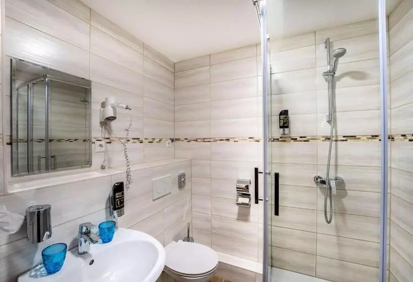 Hotelli Aspire Castillo Reutlingen, Trademark Collection By Wyndham