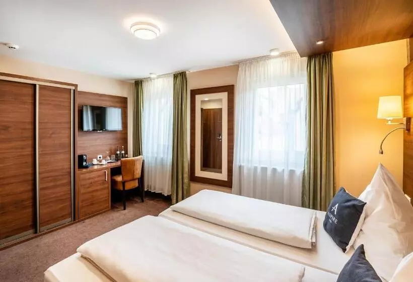 Hotelli Aspire Castillo Reutlingen, Trademark Collection By Wyndham