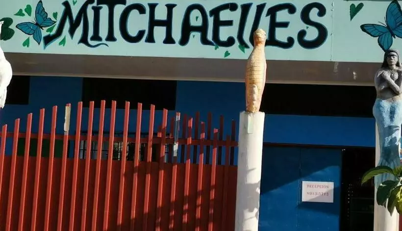هتل Cabinas Mitchaelle S
