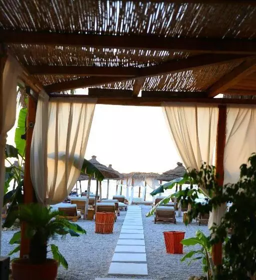 ホテル Oricon Coast Luxury Resort