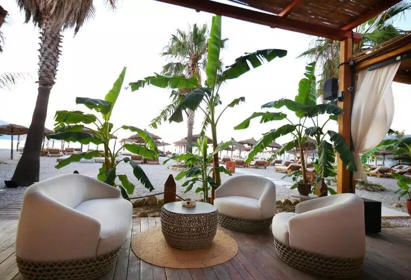 ホテル Oricon Coast Luxury Resort