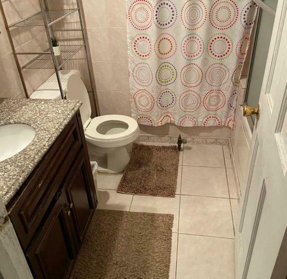 펜션 A Big Room In Queens