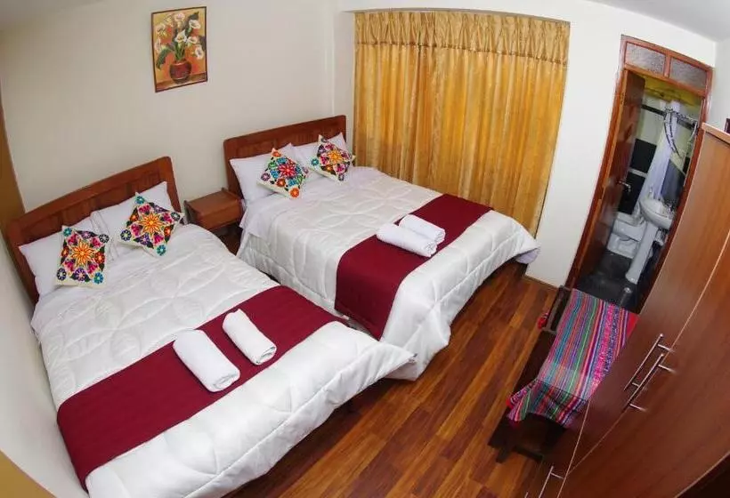 ペンション Hostal Mirador Korichaska