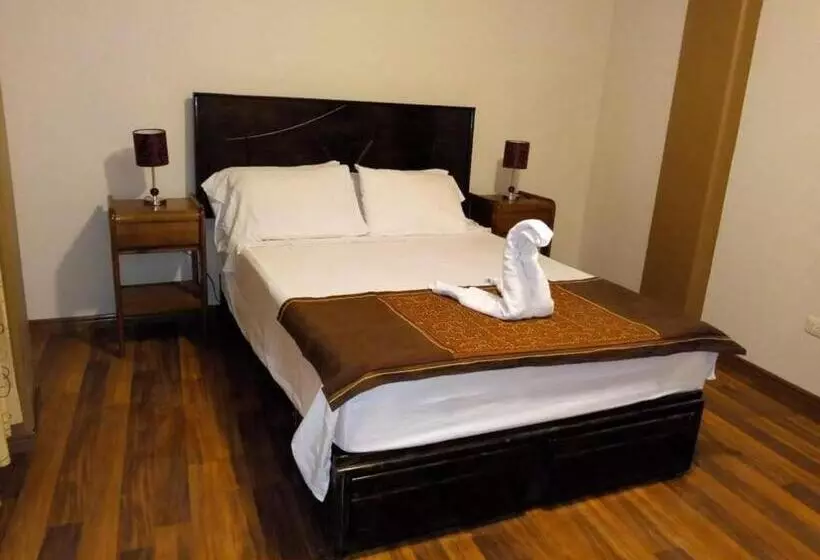 ペンション Hostal Mirador Korichaska