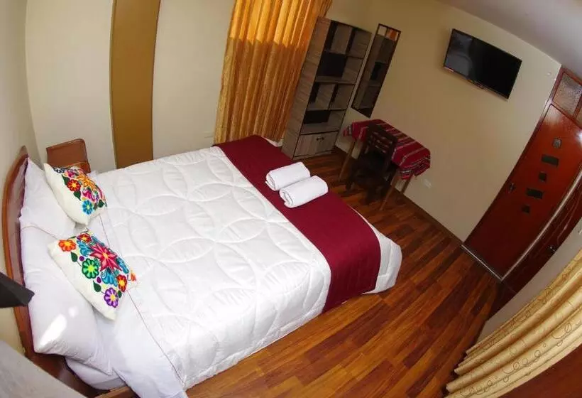 ペンション Hostal Mirador Korichaska
