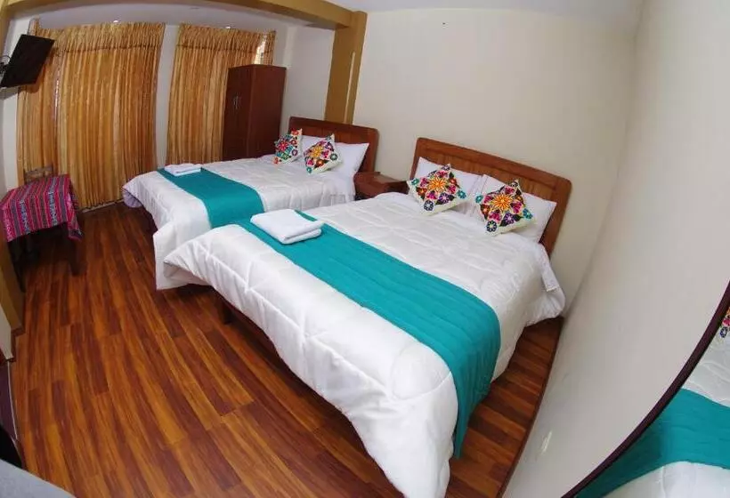 ペンション Hostal Mirador Korichaska