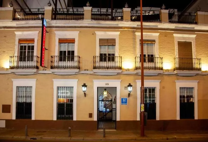 Majatalo Noches En Triana