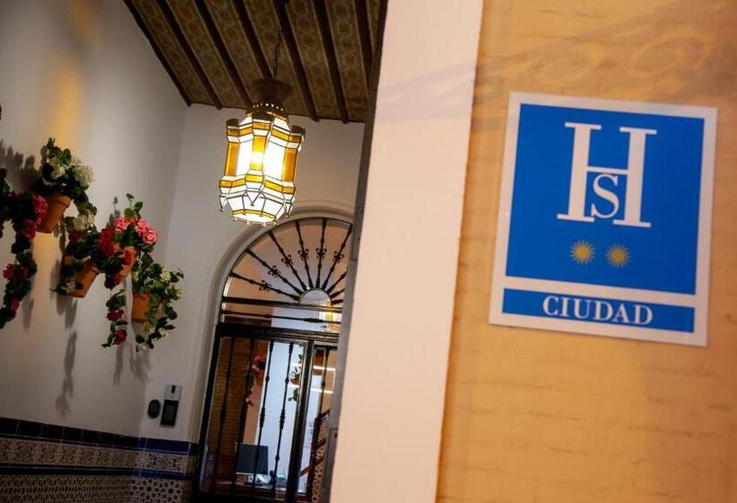 پانسیون Noches En Triana