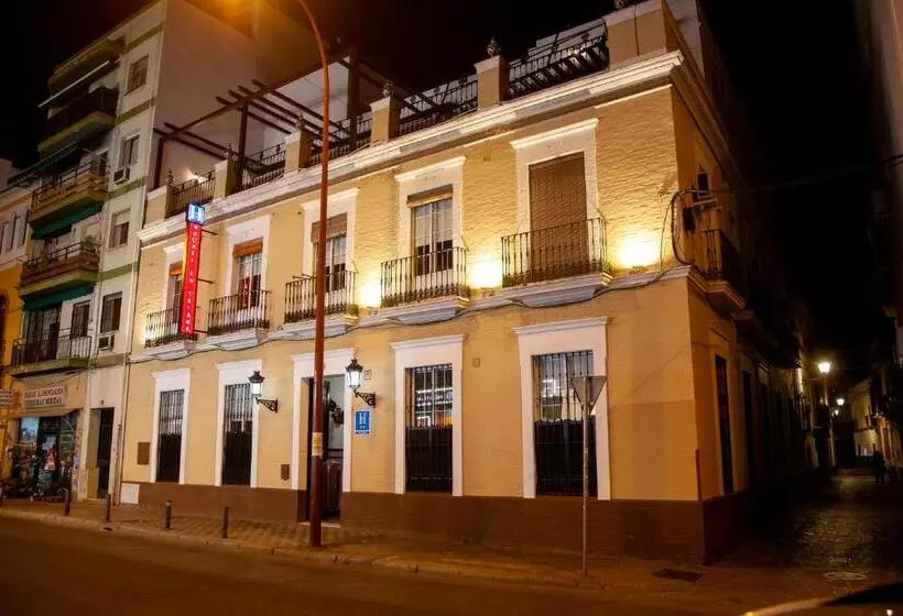 Majatalo Noches En Triana