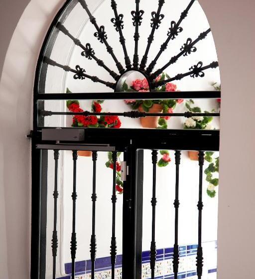 پانسیون Noches En Triana