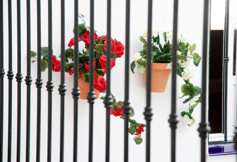 پانسیون Noches En Triana