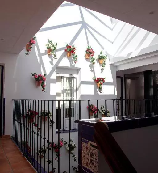 Majatalo Noches En Triana