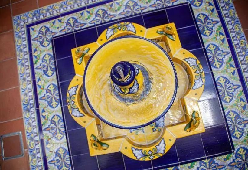 Majatalo Noches En Triana