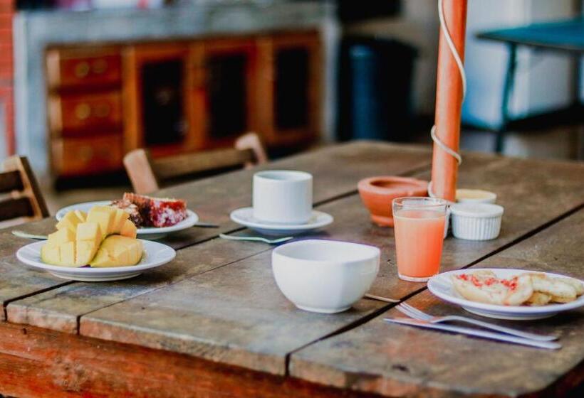 Pansiyon Vila Baiana Pousada