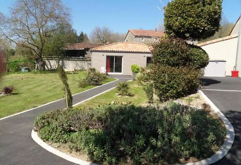 Aamiaismajoitus (B&B) Au Petit Bignon