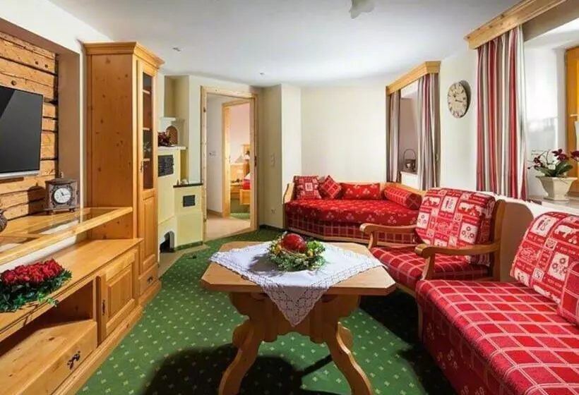 هتل Ferienwohnung Triembachhof