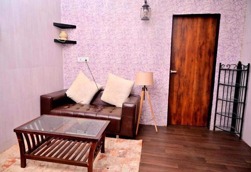 فندق Kk Tree Retreat Igatpuri