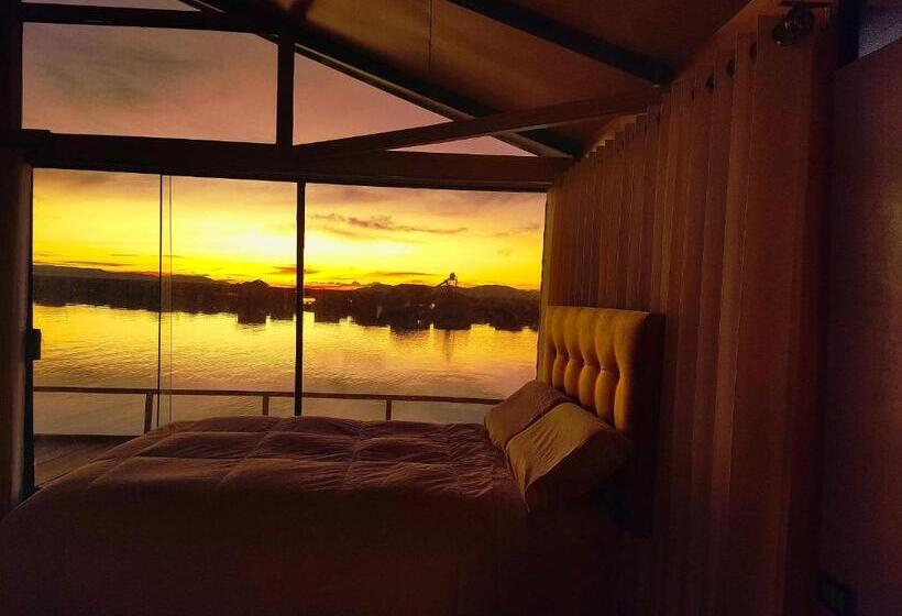 Hotel Los Uros Lago Titicaca