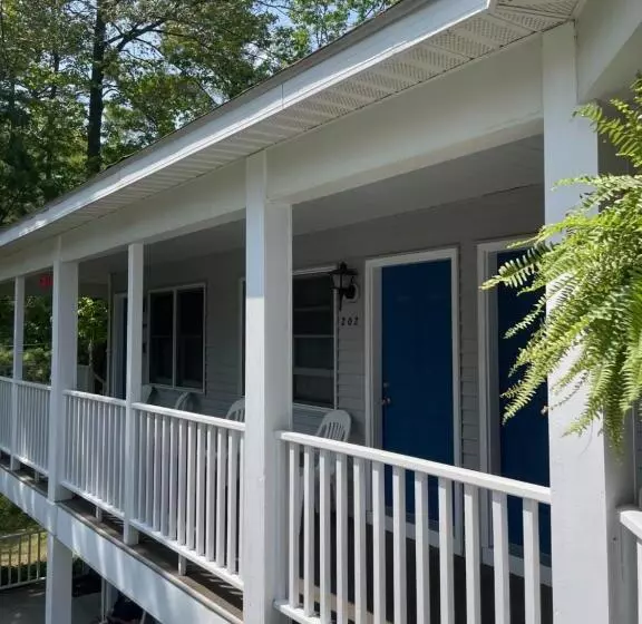 Motelli M22 Inn Glen Arbor