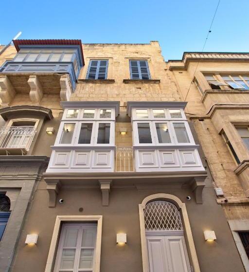 پانسیون Chateau La Vallette   Tritoni Suite