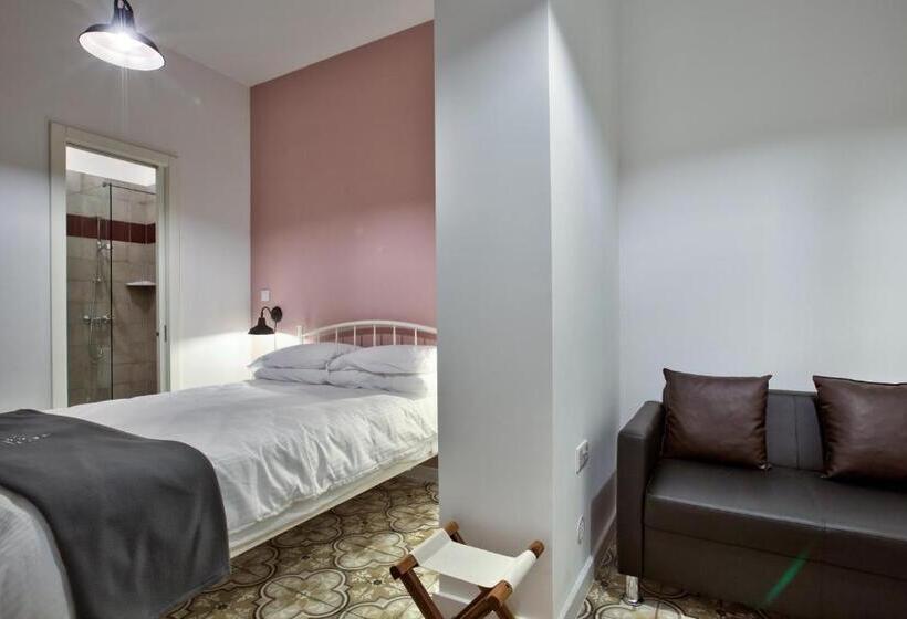 پانسیون Chateau La Vallette   Tritoni Suite