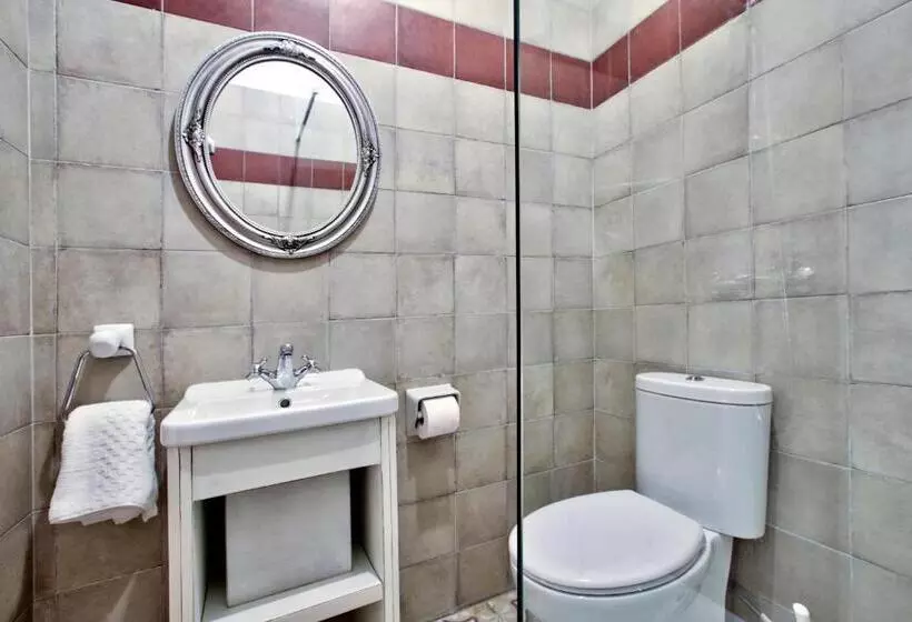 پانسیون Chateau La Vallette   Tritoni Suite