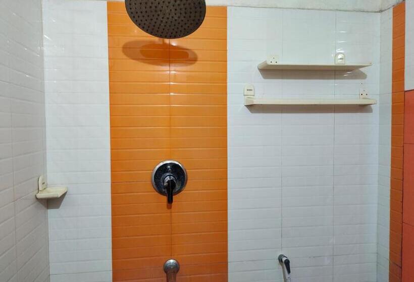 Hotel Geetha International