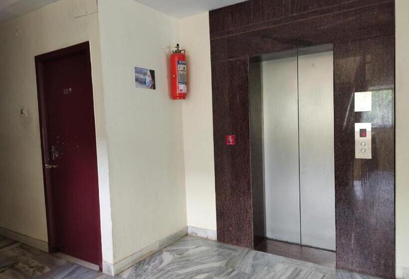 Hotel Geetha International