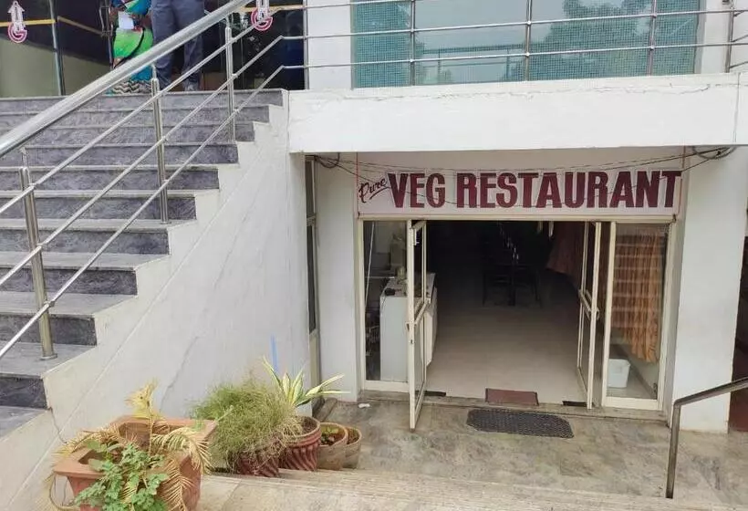 Hotelli Geetha International