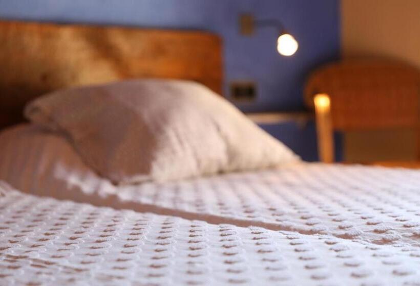 فندق Rural Font Del Genil