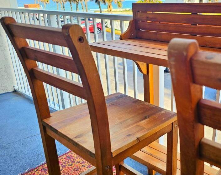 Oceanfront Escape With Balcony And Heated Salt Water Pool Sleeps 4