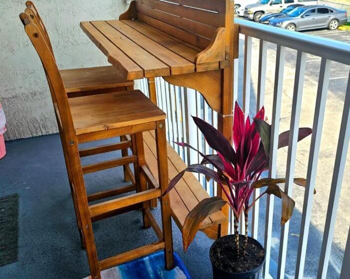 Oceanfront Escape With Balcony And Heated Salt Water Pool Sleeps 4