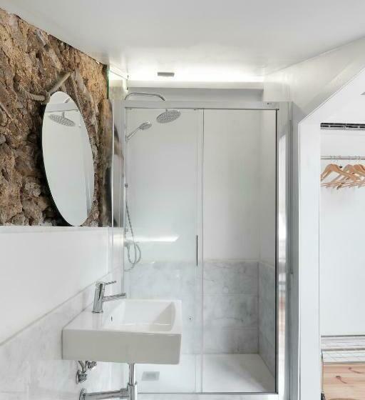 Pensiune Room Lusíadas With Private Bathroom