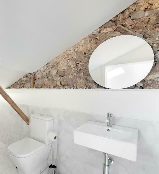 Pensiune Room Lusíadas With Private Bathroom