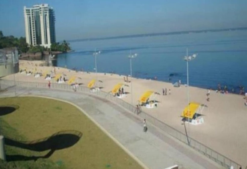 Tropical Executive Ap 305