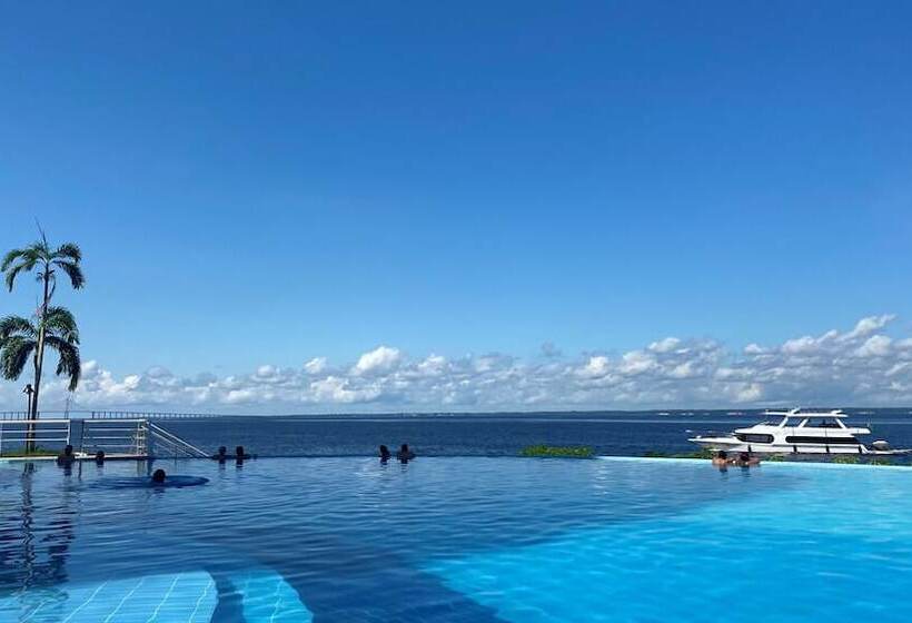 Tropical Executive Ap 305