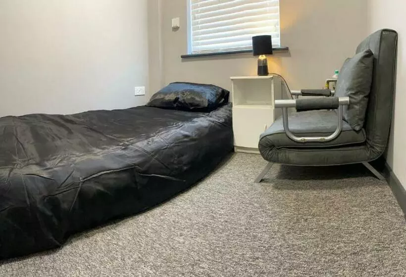 Retkeilymaja London Gate Lodge   Private En Suite Rooms, Kings Lynn, Central Location