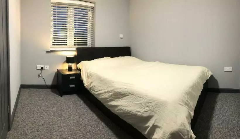 Retkeilymaja London Gate Lodge   Private En Suite Rooms, Kings Lynn, Central Location