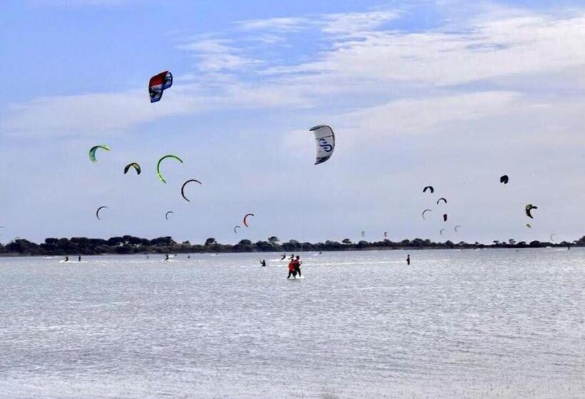 تختخواب و صبحانه Kite Hub Lo Stagnone