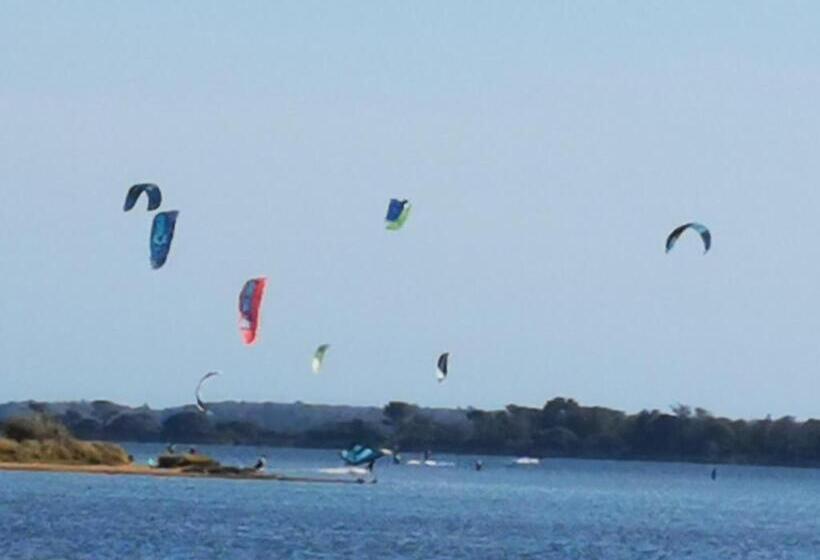 تختخواب و صبحانه Kite Hub Lo Stagnone