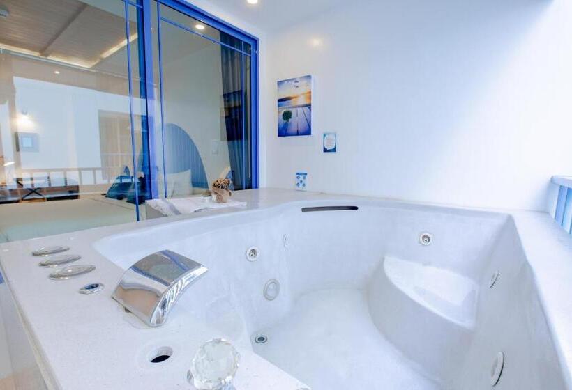 בית מלון כפרי Costa Beach Residence & Jacuzzi