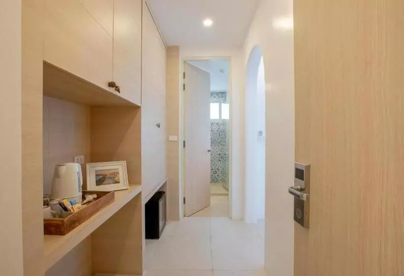 Hotelli Costa Beach Residence & Jacuzzi