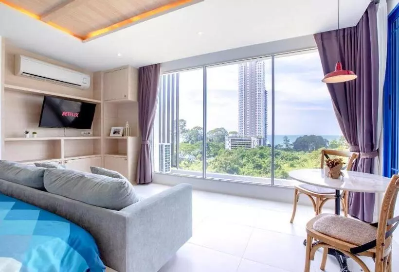 Hotelli Costa Beach Residence & Jacuzzi