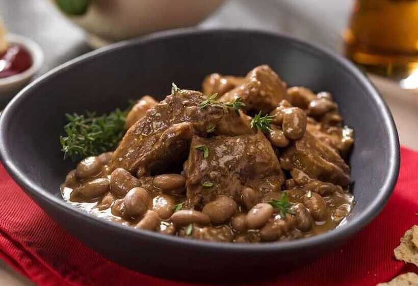 Adalesia Hotel & Coffee