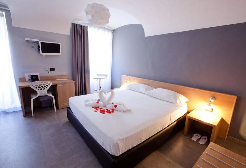 Adalesia Hotel & Coffee