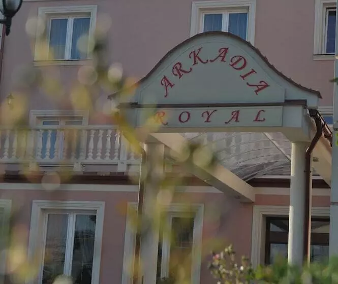 هتل Arkadia Royal