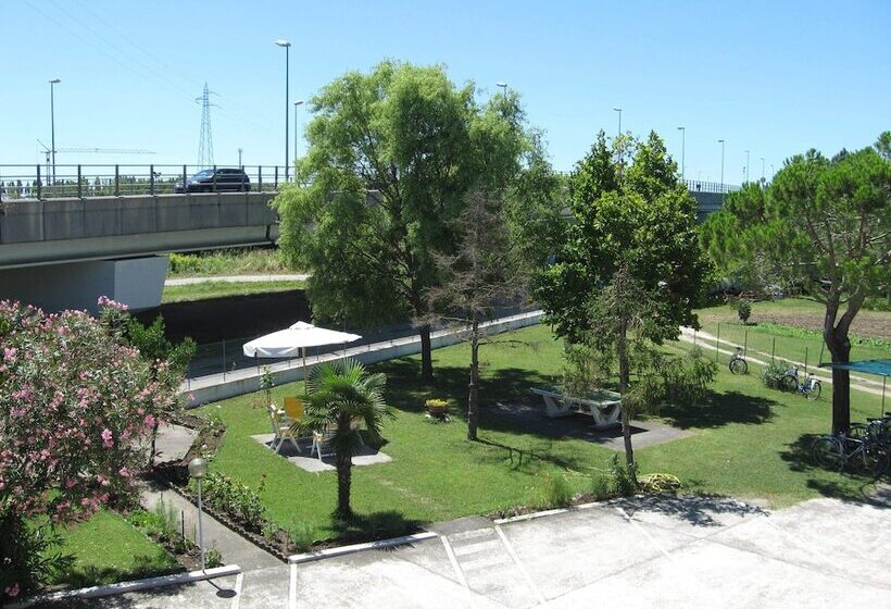 فندق B&b Garnì Da Vito