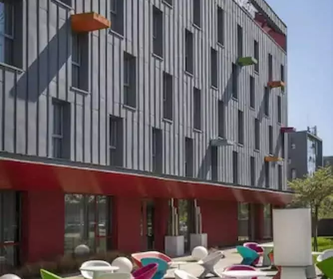 فندق Akena Nantes Atlantis Zénith