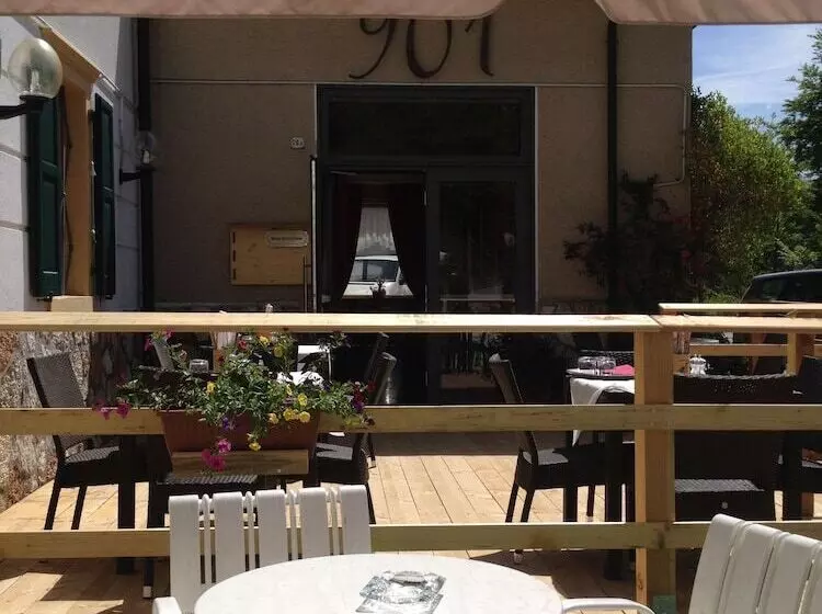 Отель Du Lac Parc & Residence